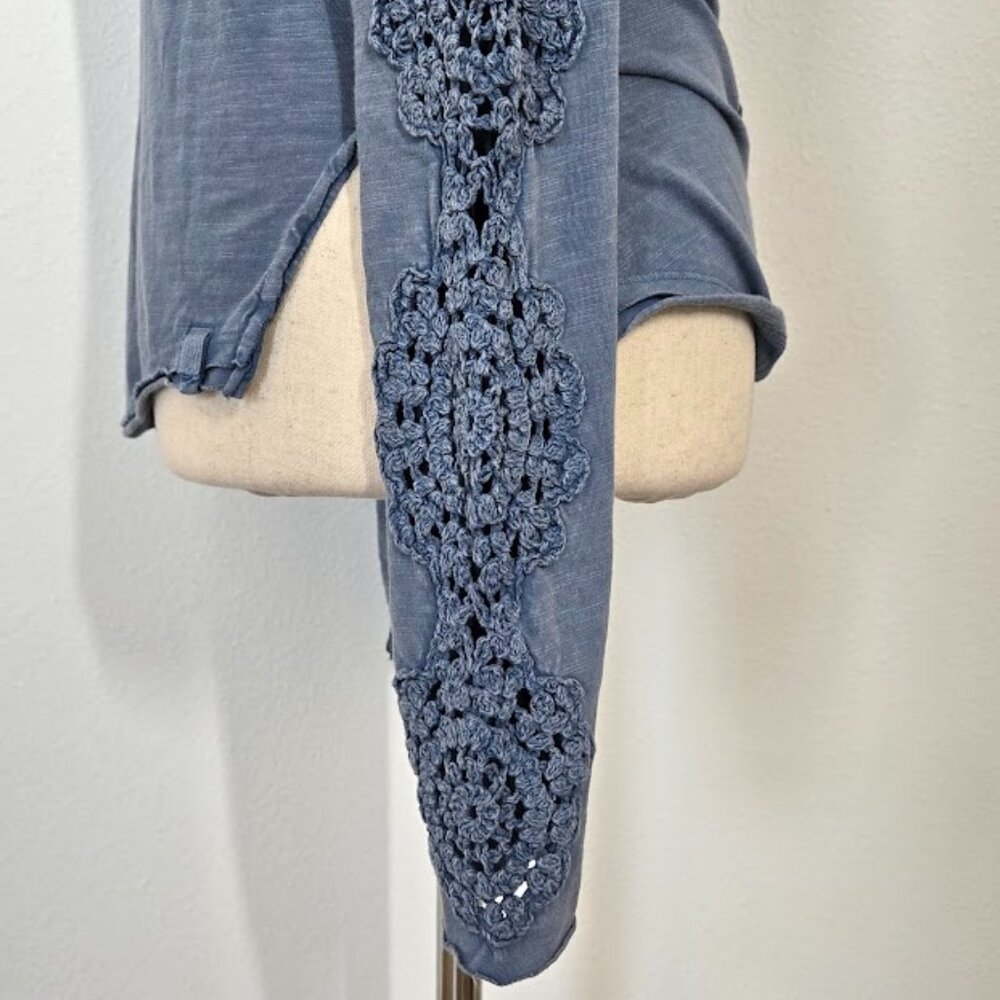 FREE EPOPLE WTF our song henley cuff top Sz XS  NEW - Picture 6 of 12